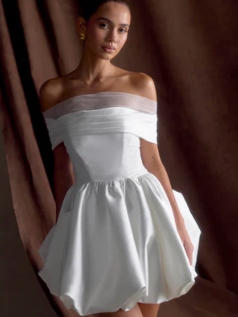 Meshki Lauretta
Off Shoulder Mini Dress - White